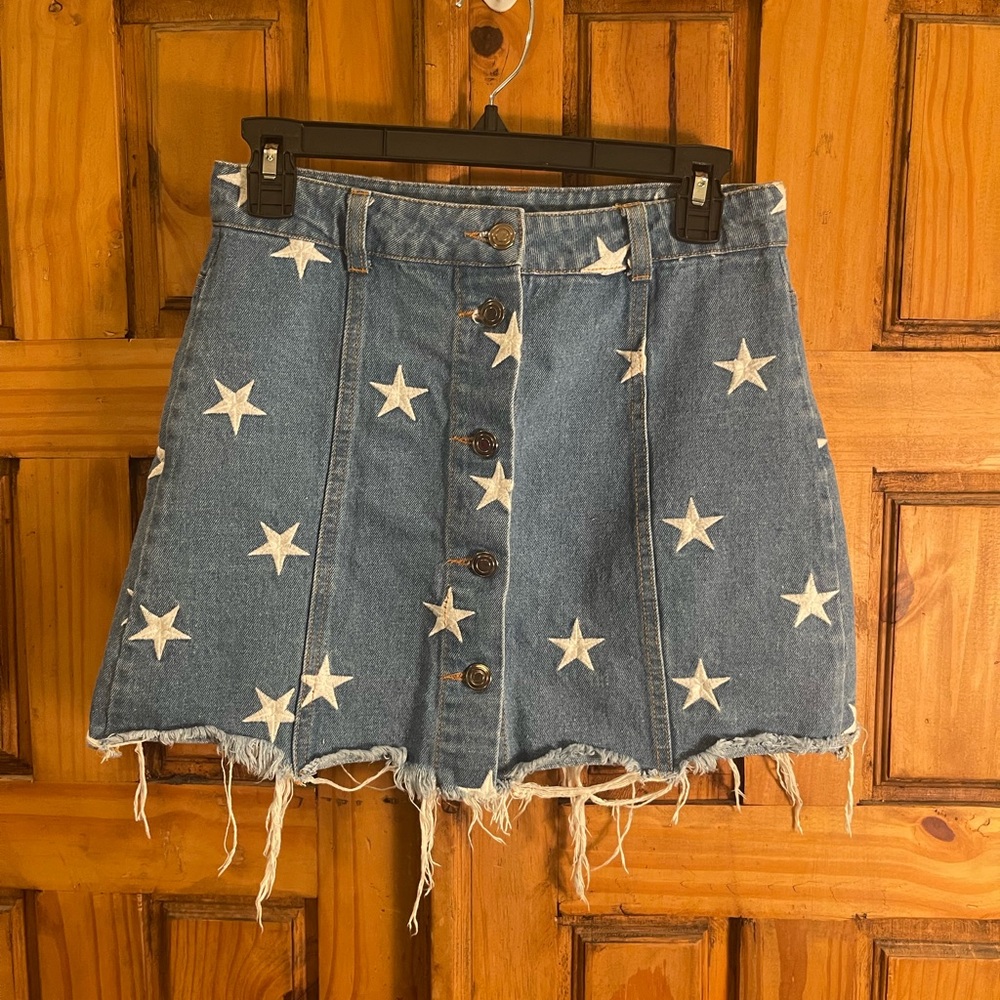 Star denim skirt